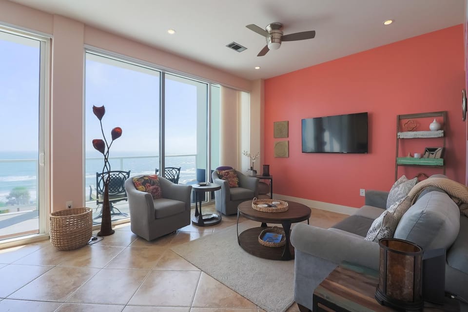 Western Waves Dreamy Diamond Beach Condo - Mind-blowing Views Amenities Apartment in Diamond Beach