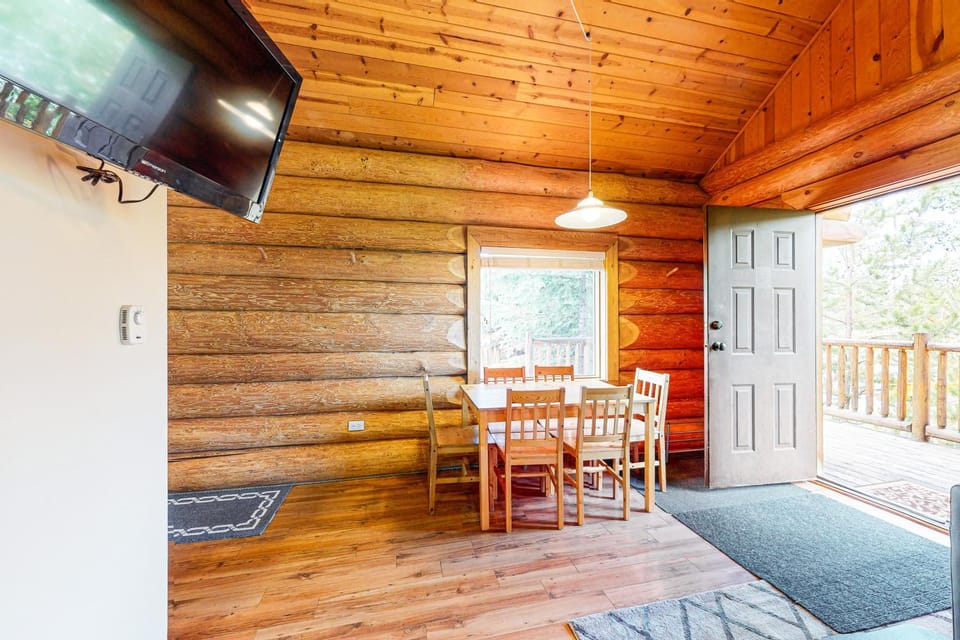 Lac Le Jeune #4 House in British Columbia