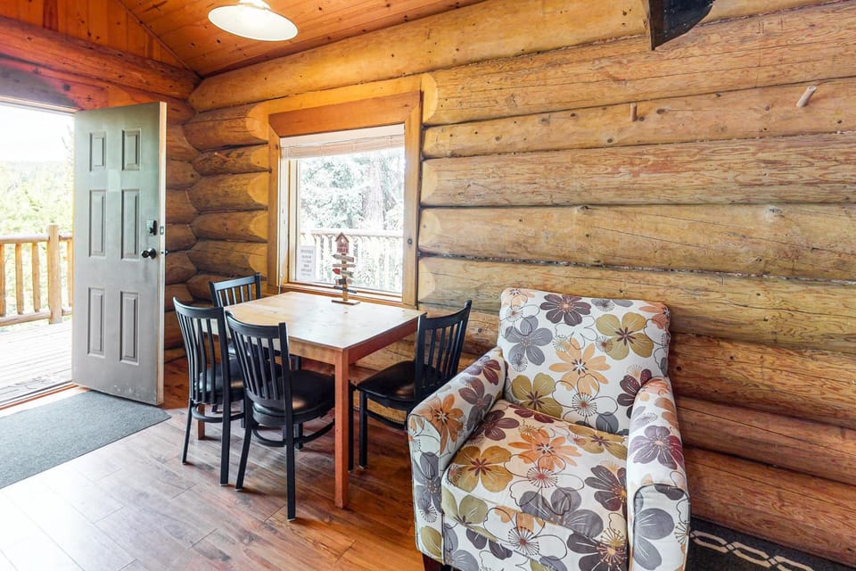 Lac Le Jeune #30 House in British Columbia