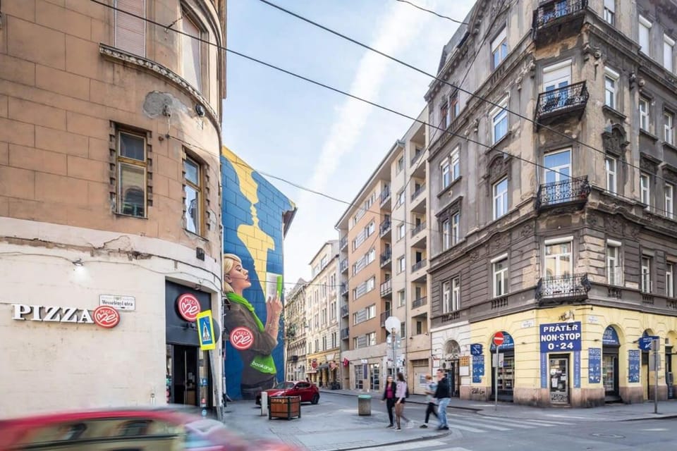 NEW Central and Convenient Apartment in Budapest
