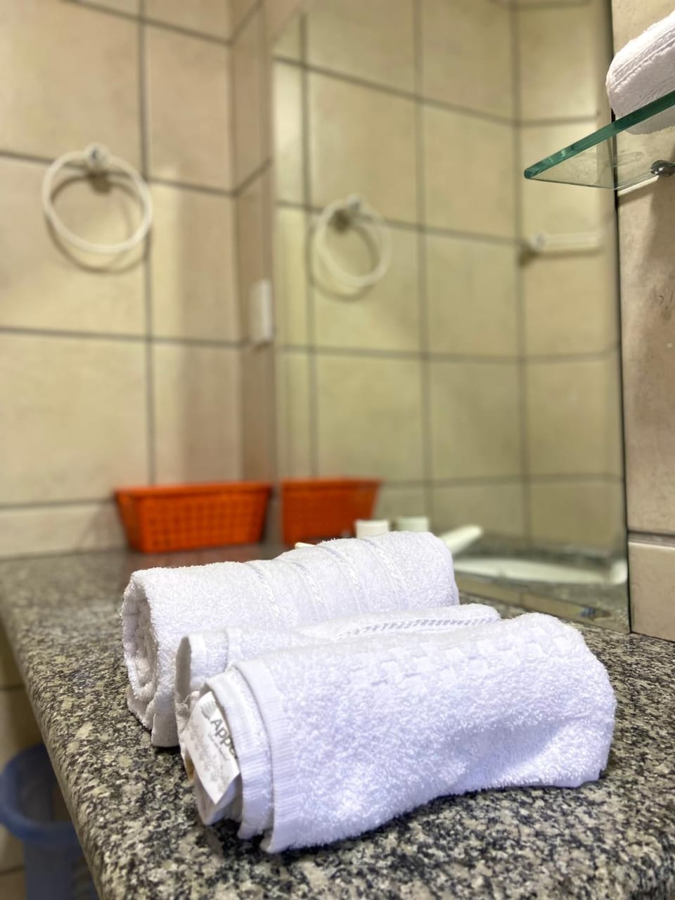 Bathroom, towels