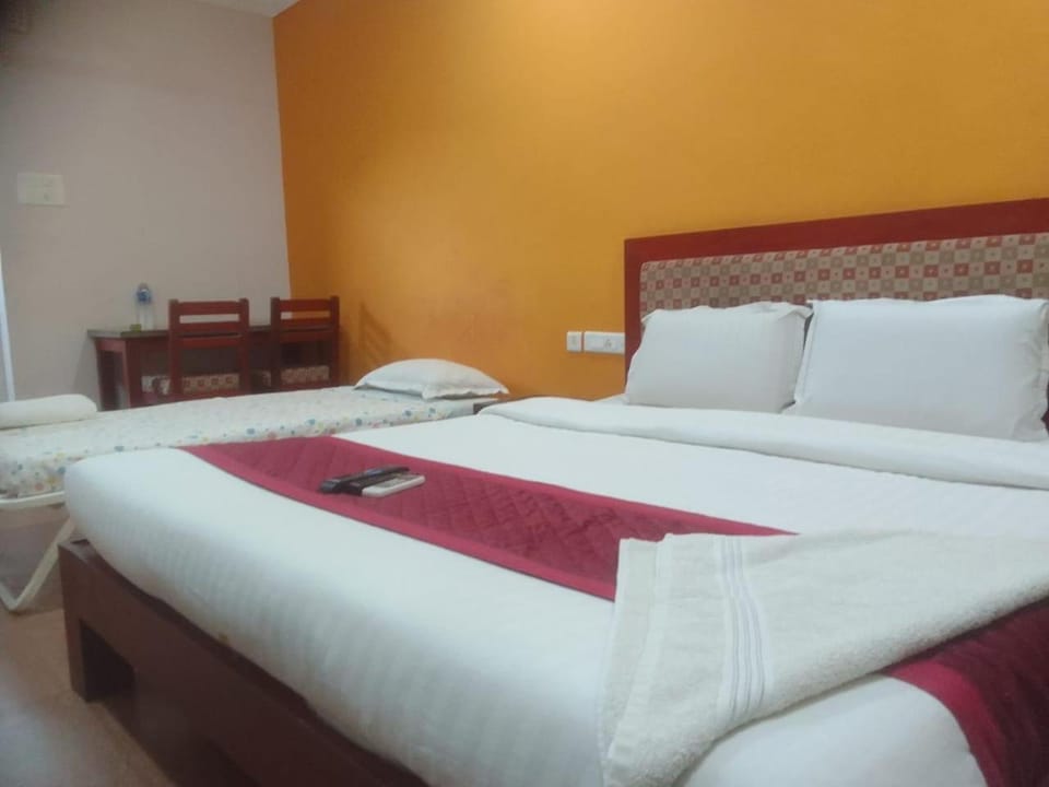 HOTEL King Park Hotel in Puducherry