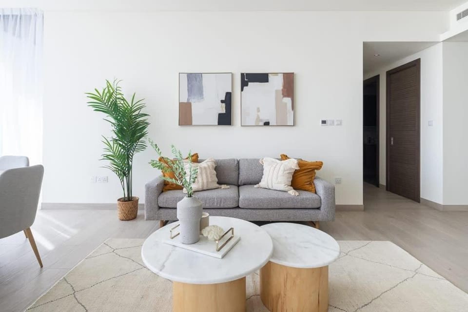 Frank Porter - One Park Avenue Apartment in Dubai