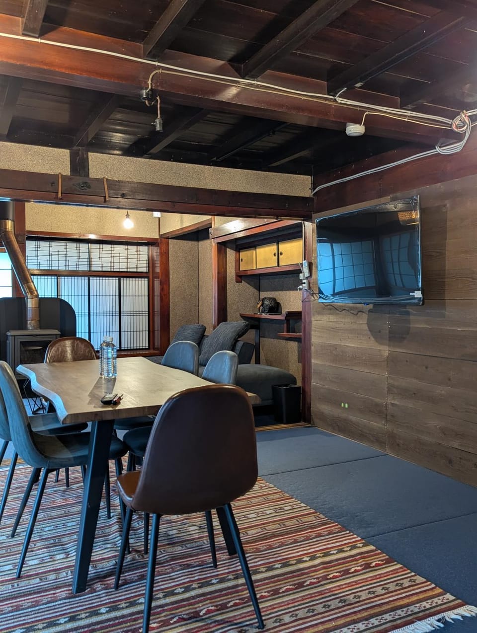 Living room, Dining area