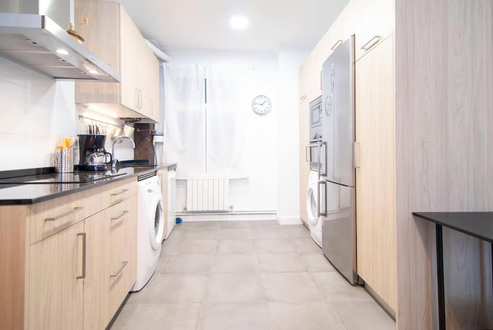 Kitchen or kitchenette, dishwasher, minibar, pet friendly, stove