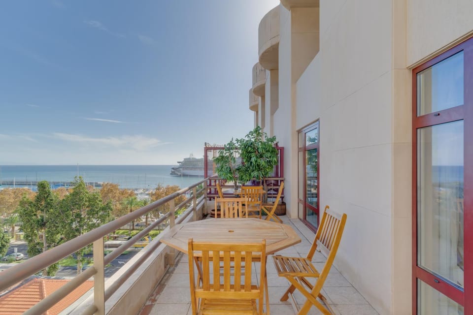 Property building, View (from property/room), Sea view, Sea view