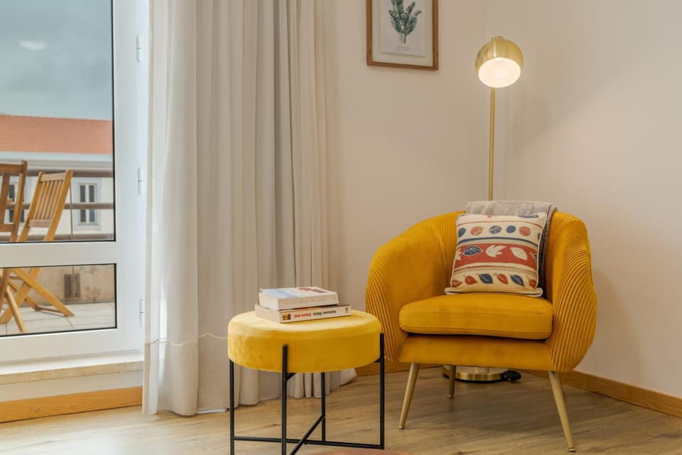 Living room, Seating area, Area and facilities