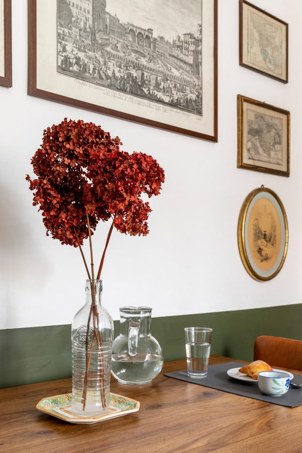 Colosseo Apartment- Heart of Rione Monti Apartment in Rome