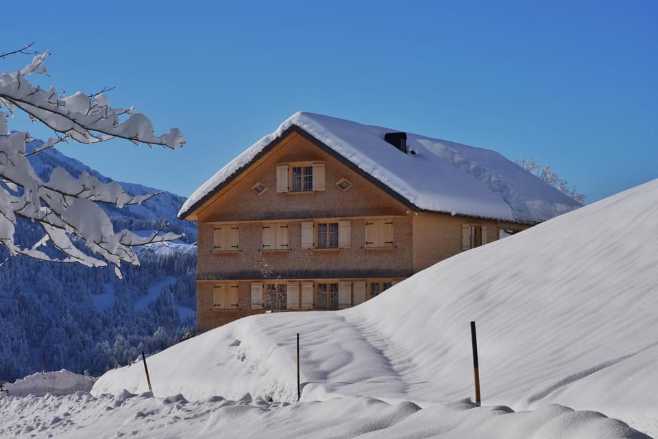Property building, Winter