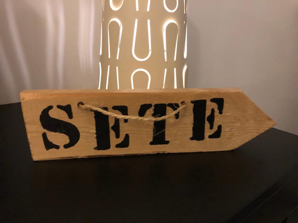 Superbe appartement sur quai centre ville Apartment in Occitanie