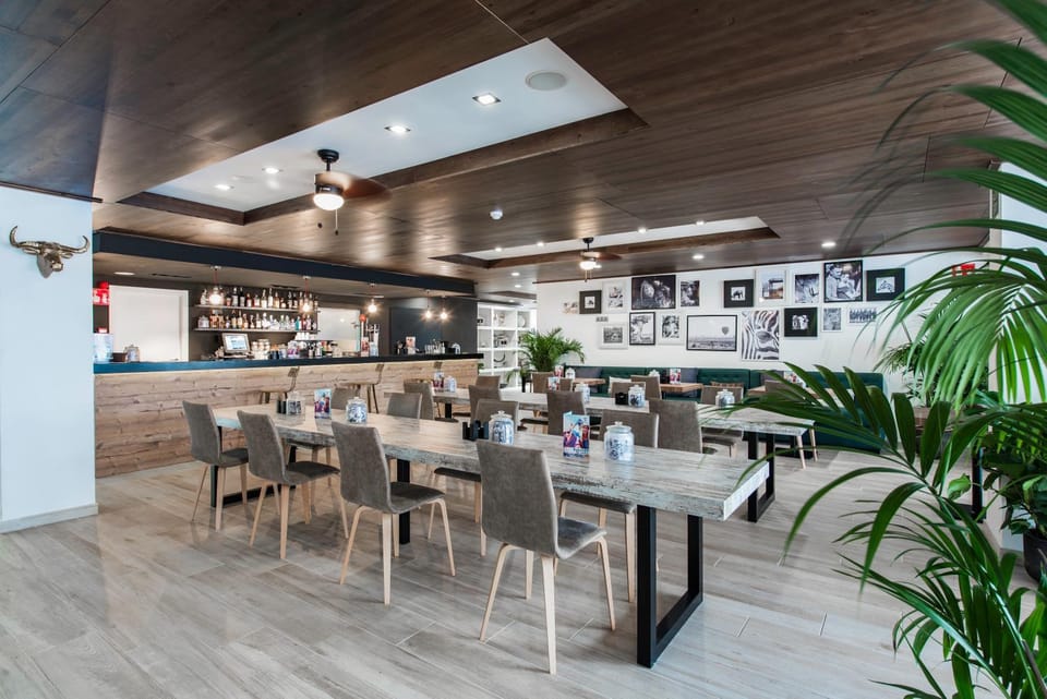 Lobby or reception, Lounge or bar