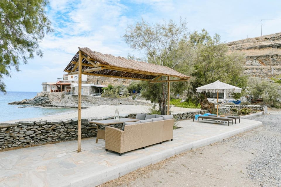 Seating area, Beach, Beach, Sea view, Sea view, sunbed