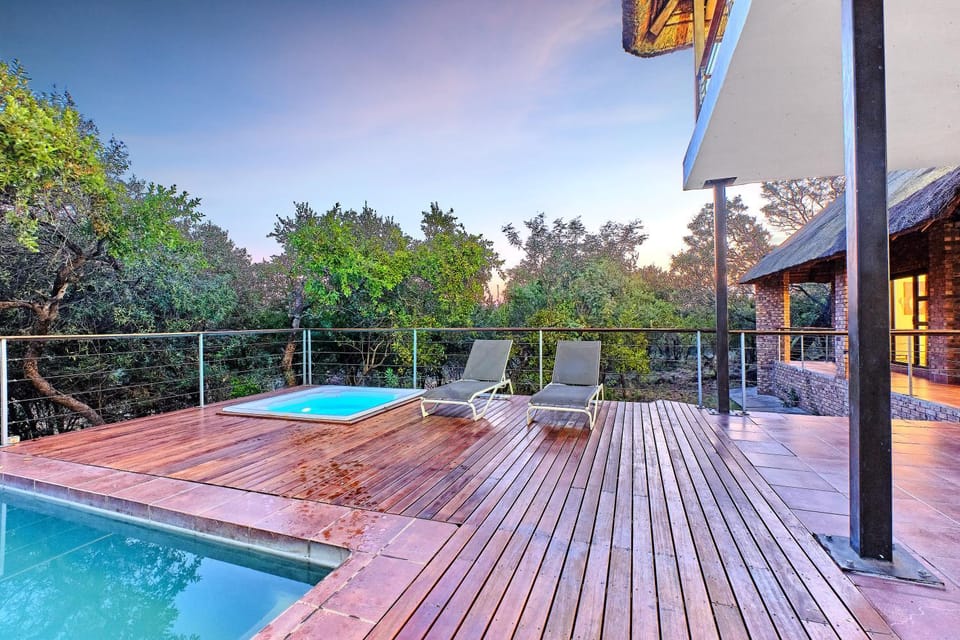 Patio, sunbed