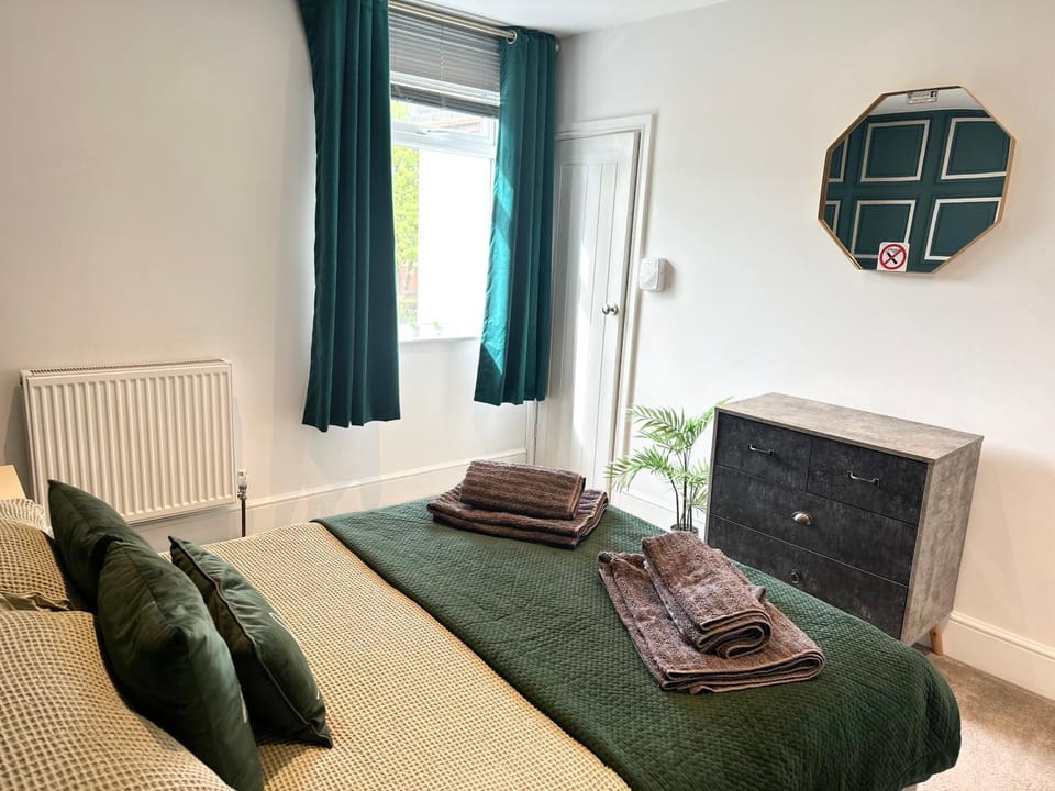 Alsager Town Centre Apartment Apartment in England