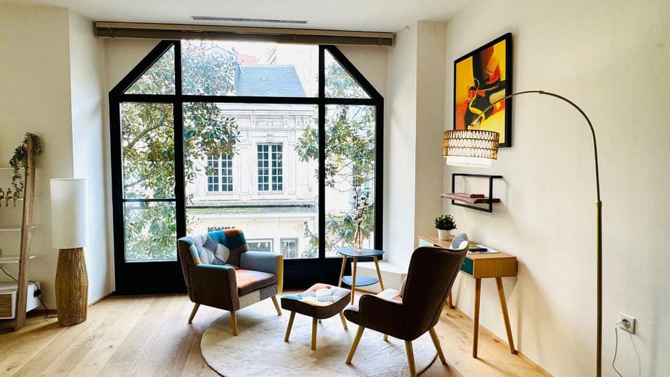 - Magnifique appartement climatisé 92m2, spacieux et cosy, au cœur de Vichy Apartment in Auvergne-Rhône-Alpes