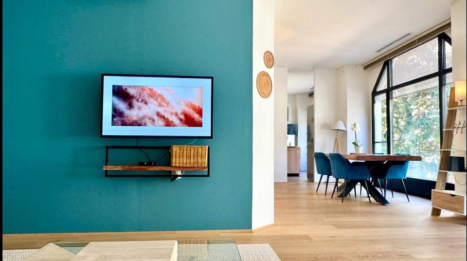 - Magnifique appartement climatisé 92m2, spacieux et cosy, au cœur de Vichy Apartment in Auvergne-Rhône-Alpes