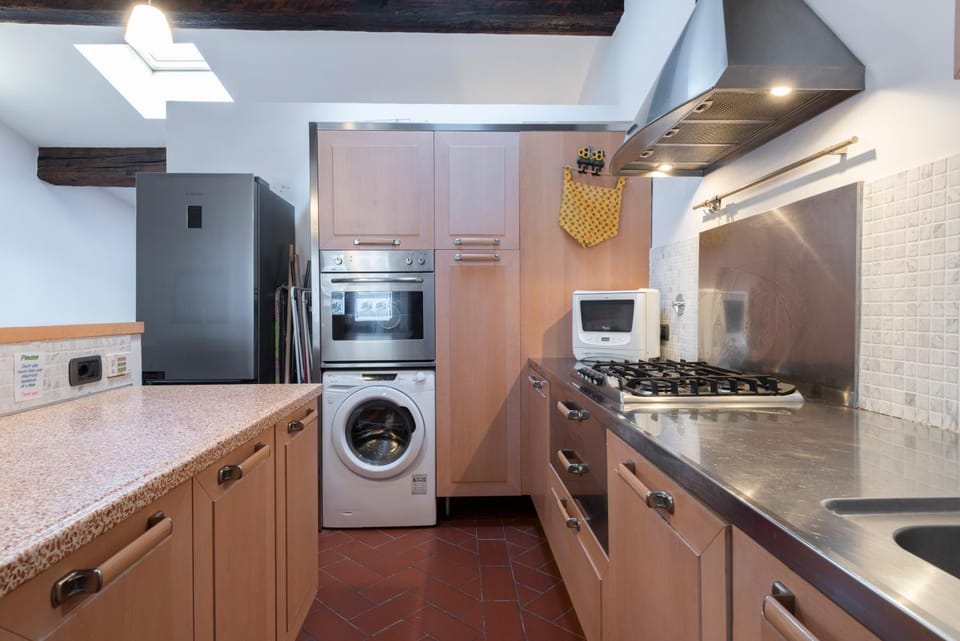 Kitchen or kitchenette, dishwasher, minibar, pet friendly, stove, washing machine
