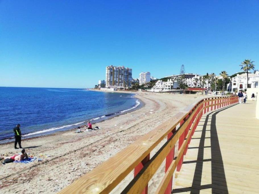 Precioso estudio con piscina a 200m del mar Apartment in Sitio de Calahonda