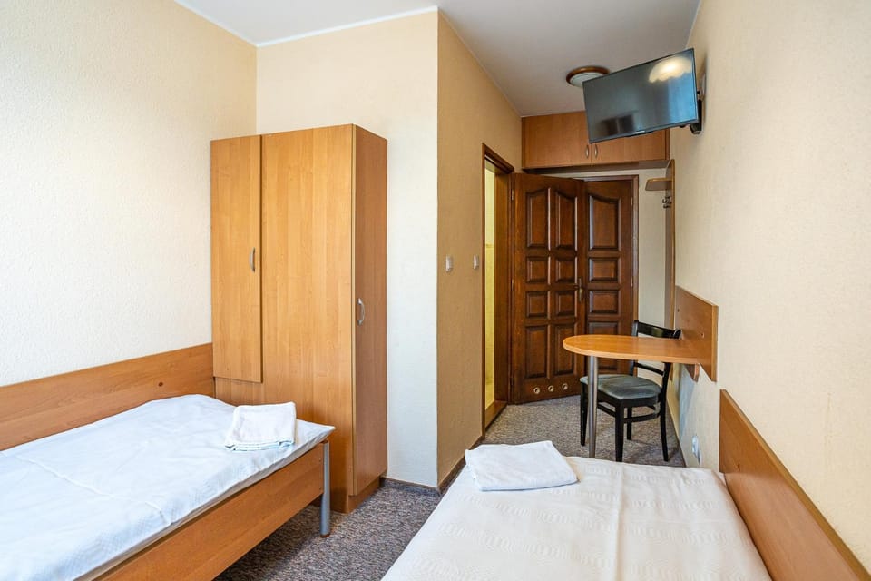 Bed, Photo of the whole room, Bedroom, towels, wardrobe
