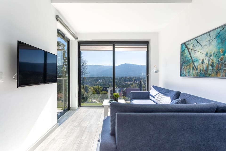 Seating area, Mountain view