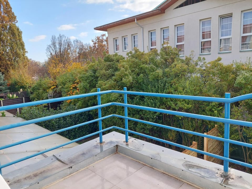 Balcony/Terrace, Balcony/Terrace, Garden view