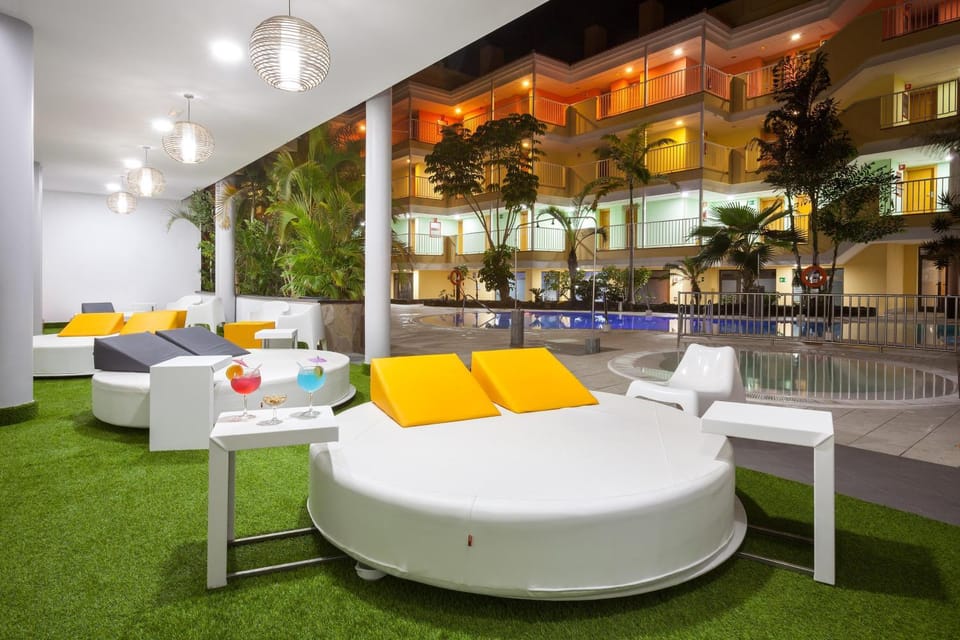 Activities, Balcony/Terrace, Sports