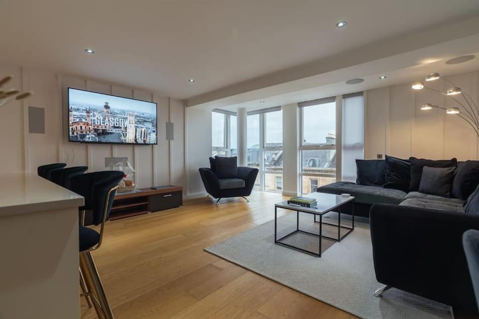 The Penthouse Suite - Luxury Like No Other Apartment in Glasgow