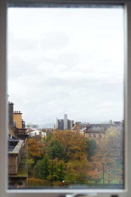The Penthouse Suite - Luxury Like No Other Apartment in Glasgow
