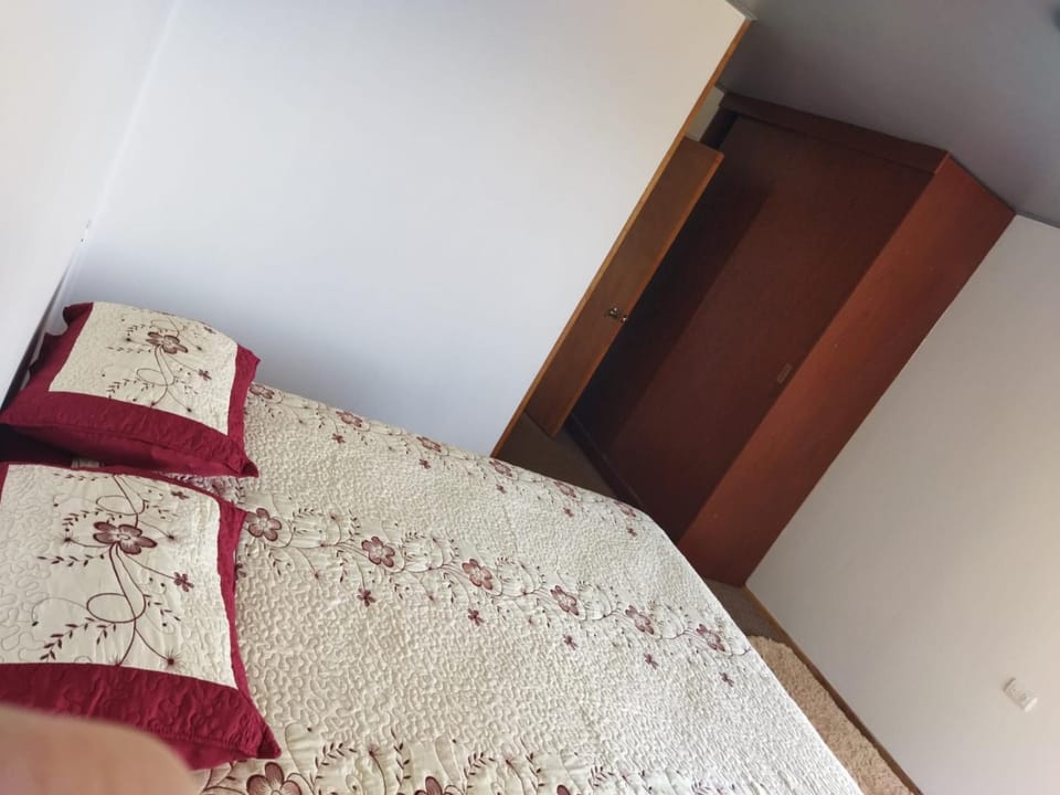 Bed, Photo of the whole room, Bedroom, wardrobe