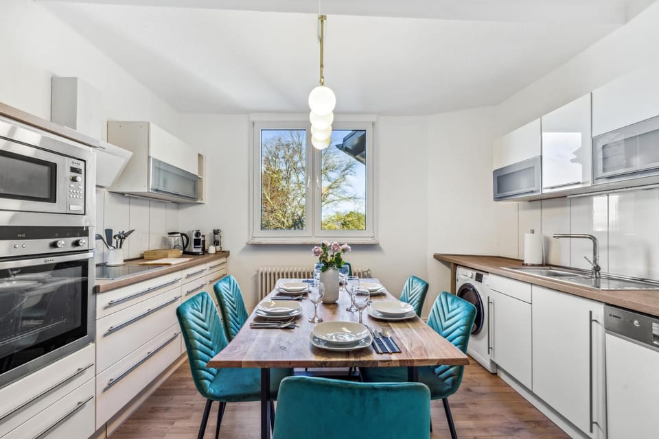 Dining area, dishwasher, minibar, pet friendly, stove, washing machine, dryer, kitchen