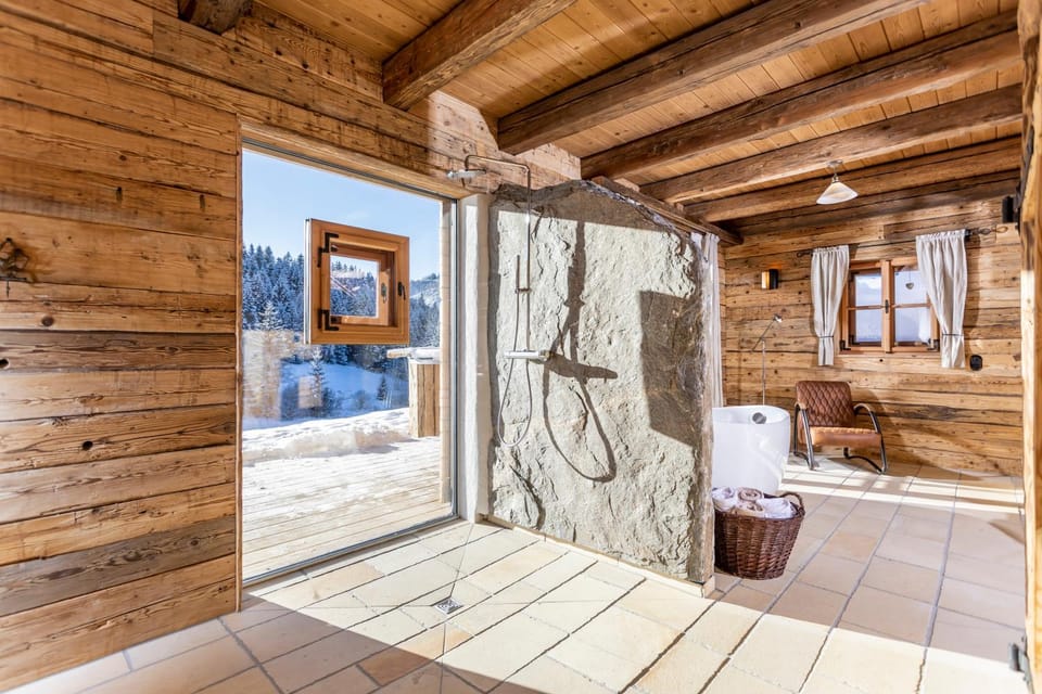 Shower, Winter, Bathroom, View (from property/room), Bath