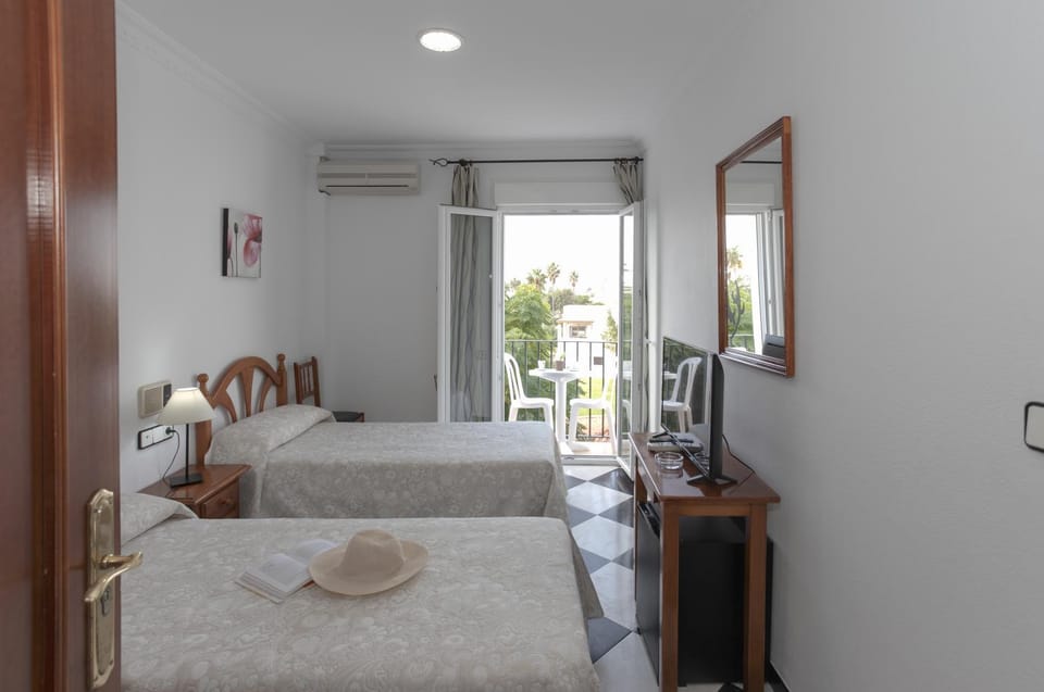 Balcony/Terrace, Photo of the whole room