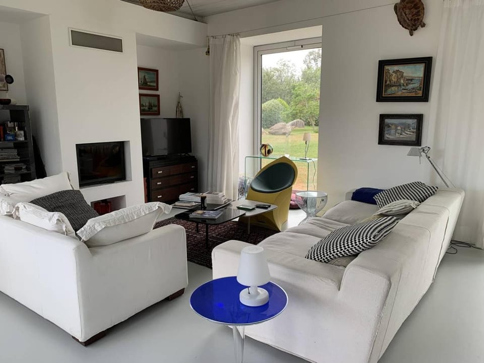 Villa avec jardin à 370m de la plage de Landrellec à PLEUMEUR-BODOU REF-245 Villa in Trégastel