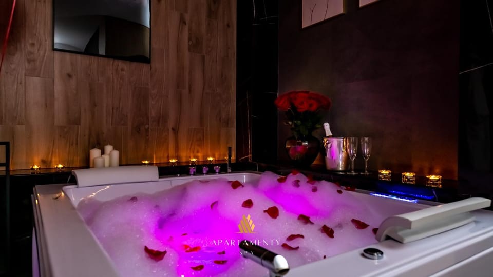 Hot Tub, Hot Tub, Bath