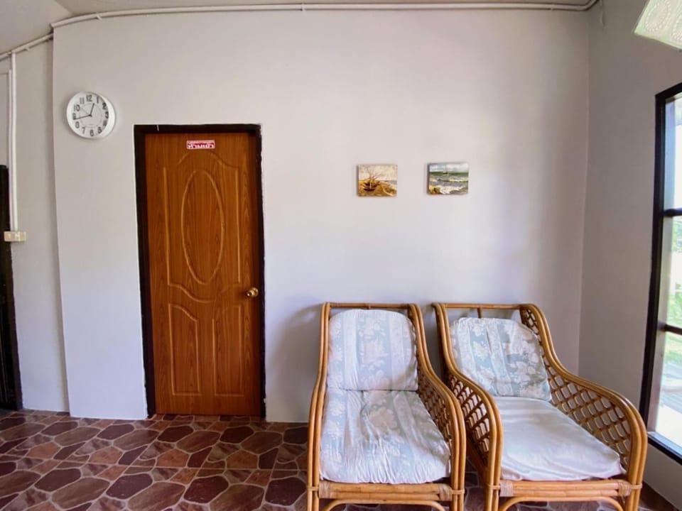 บ้านสวนจันทร์เจ้า House in Laos