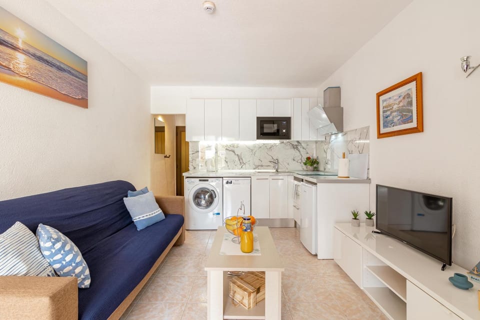 Living room, kitchen
