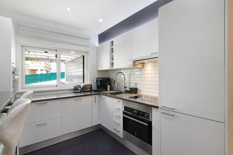 Coffee/tea facilities, Kitchen or kitchenette, Breakfast, dishwasher, minibar, pet friendly