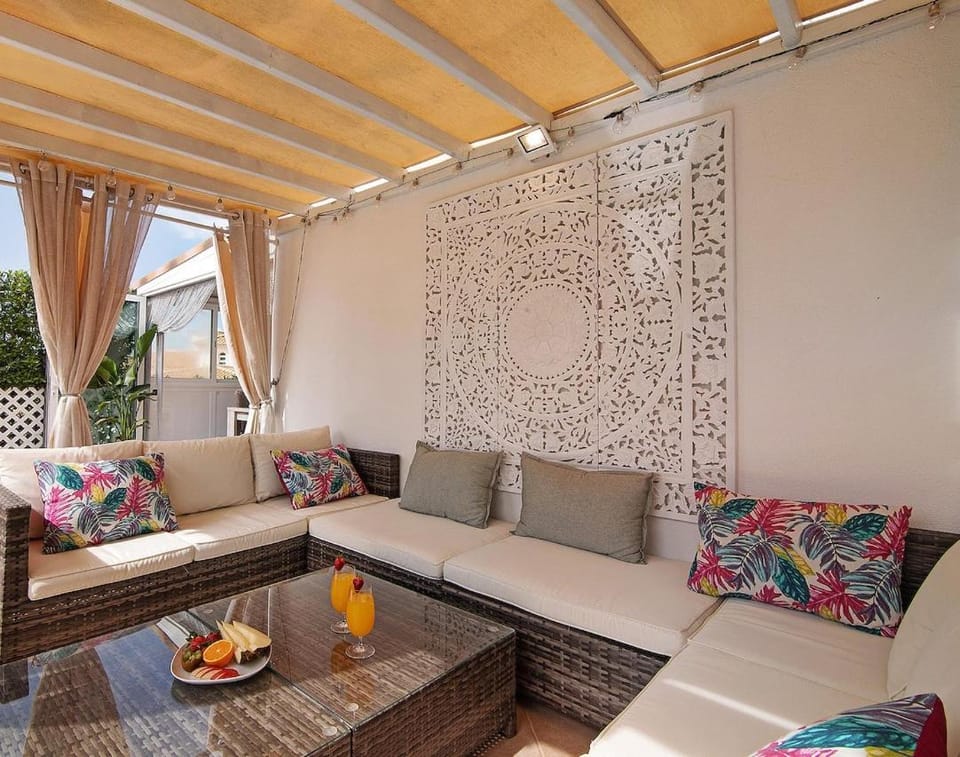 Patio, Garden, Balcony/Terrace, Seating area, Garden view
