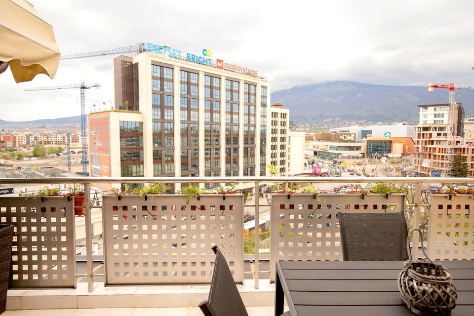 View (from property/room), Mountain view