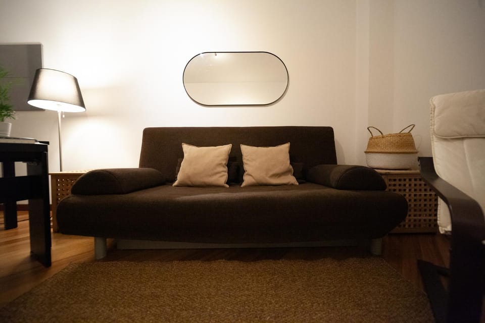 Bed, Living room, Photo of the whole room