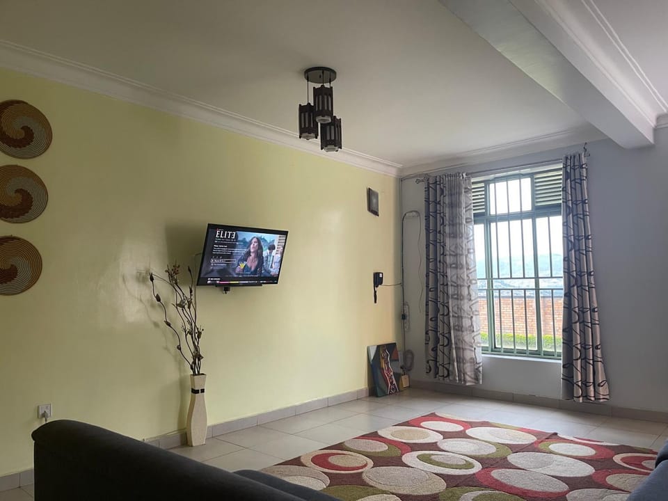 TV and multimedia, Photo of the whole room
