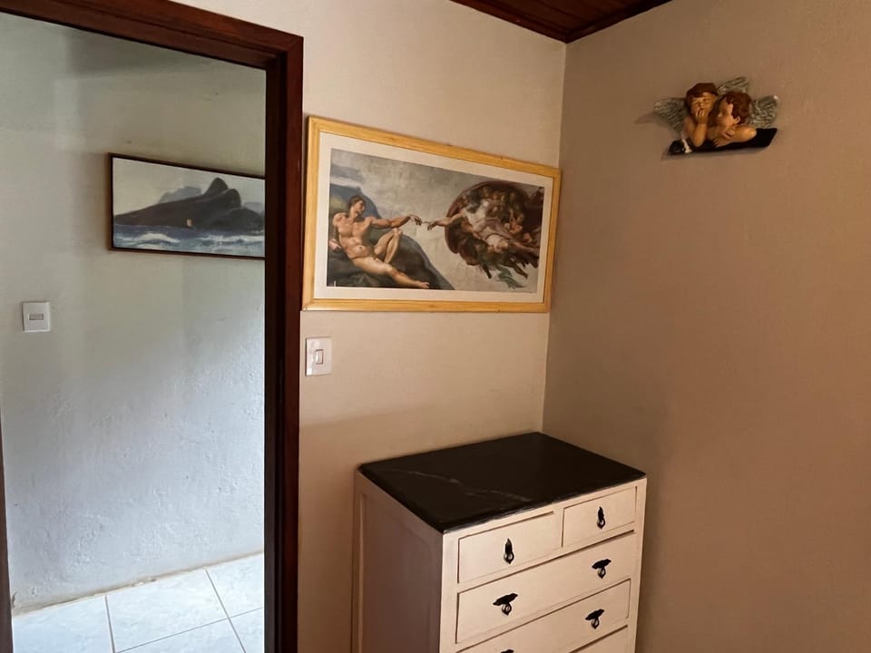 Casa em Friburgo com piscina, lareira suíte & quarto ATENCAO SABADO DIA 18 DE ABRIL TERA FESTA NA CHACARA House in Nova Friburgo