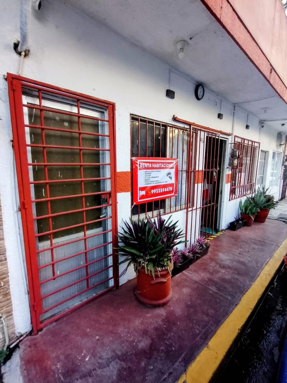 Property building, Facade/entrance