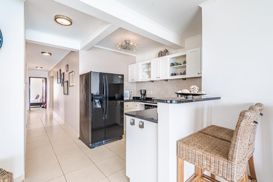 Bellevue Residence #7 - Oceanfront condo Apartment in Venezuela