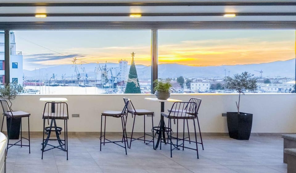 Patio, Day, View (from property/room), Dining area
