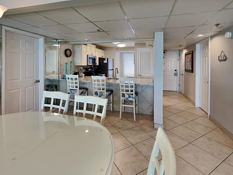Kitchen or kitchenette, Dining area, furniture, microwave