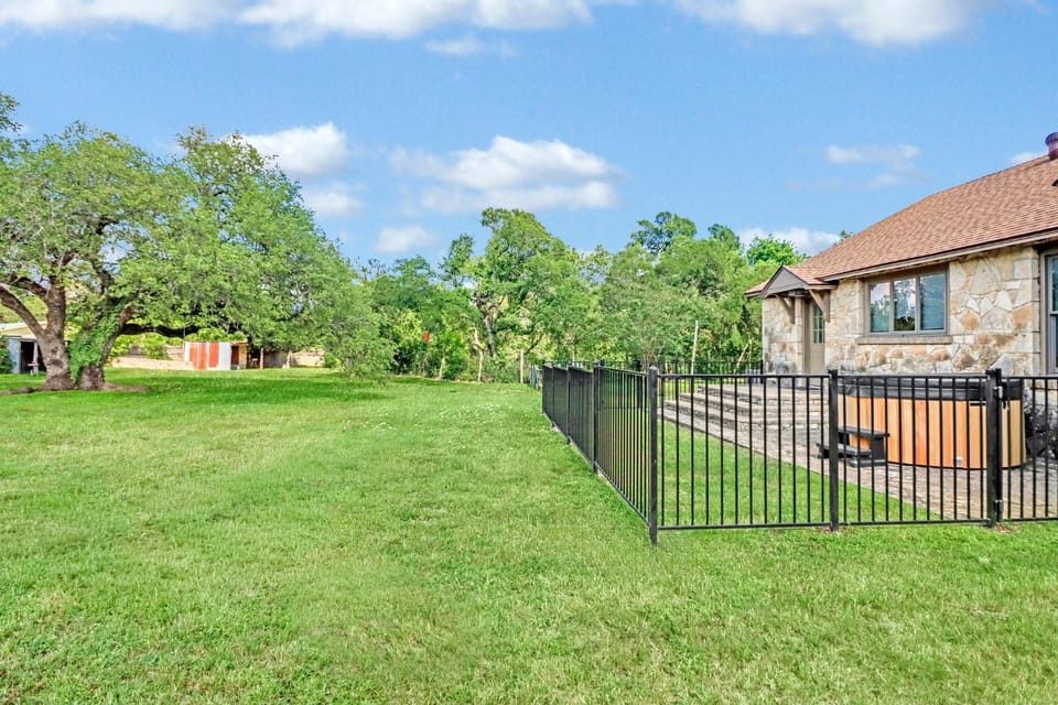 Milk Bath Springs House House in Dripping Springs