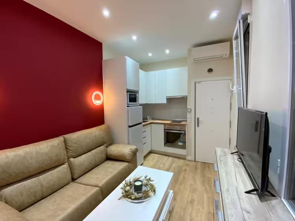 Kitchen or kitchenette, Living room