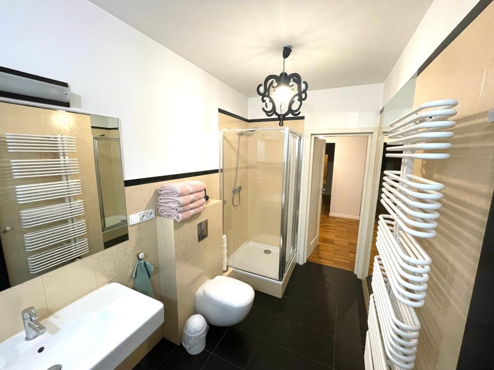 Shower, Toilet, Bathroom, Bath, hair dryier, washing machine, dryer