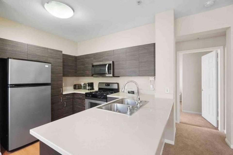 COZY 2BR/2BA ! 5MINtoDisney ! AngelStadium!HondaCenter Apartment in Orange